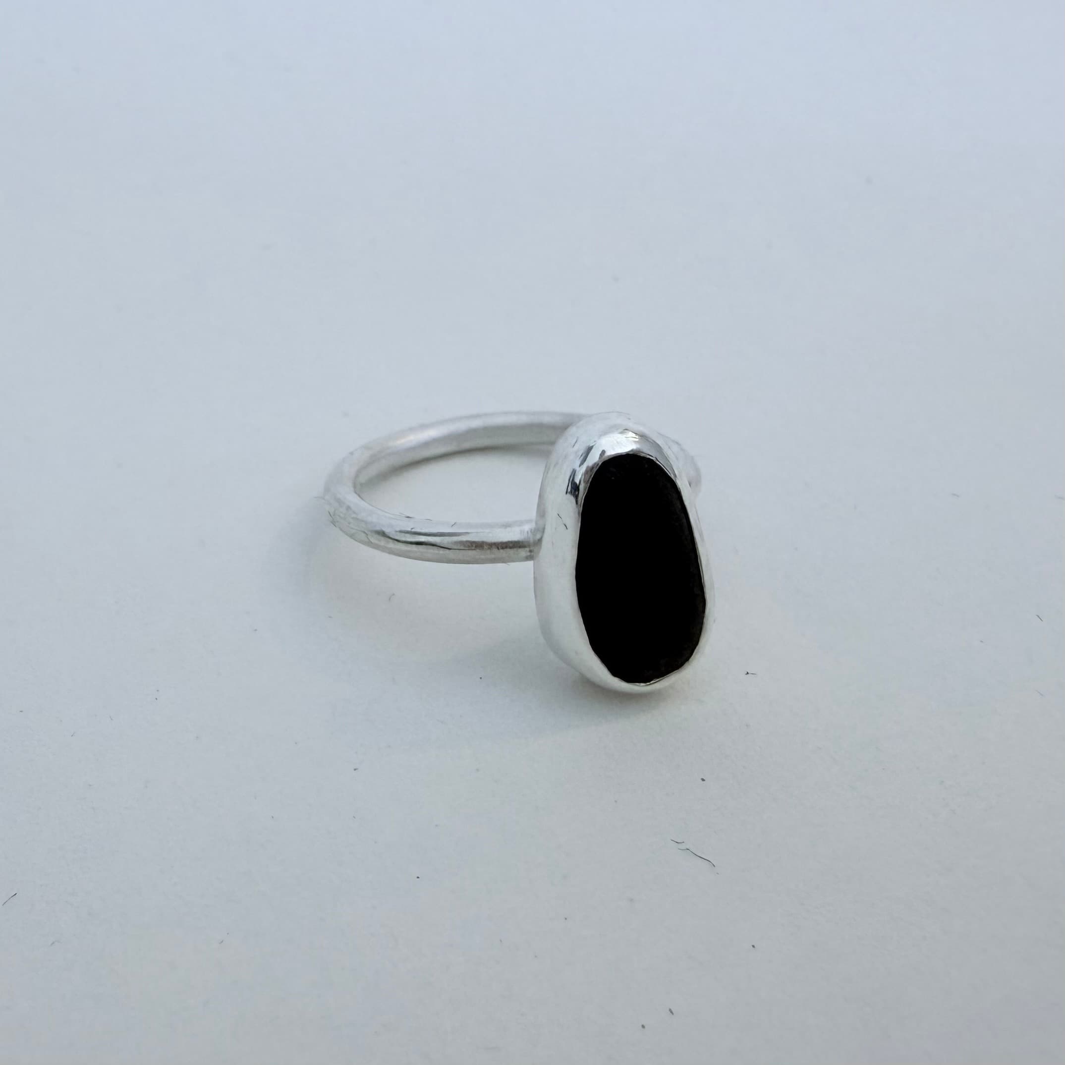 Ebony beach pebble cabochon ring